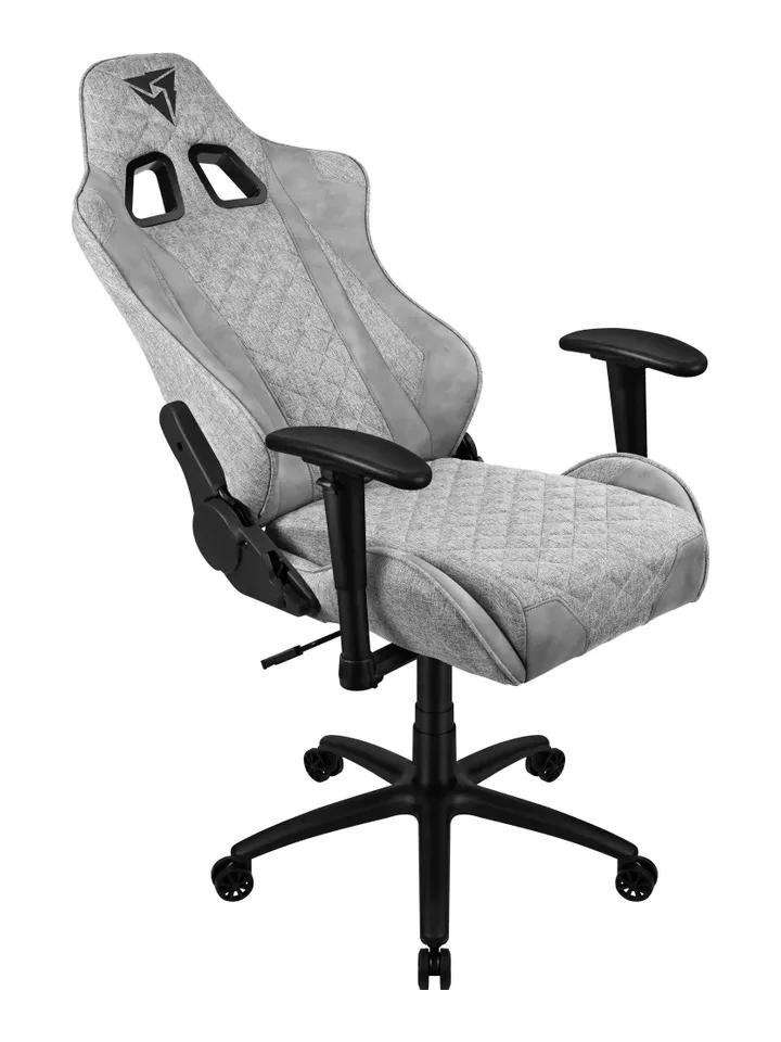 ThunderX3 TGC12 Loft, reclinada